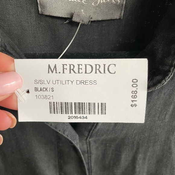 Never worn…Michael Stars short sleeve utility dress - Picture 6 of 6